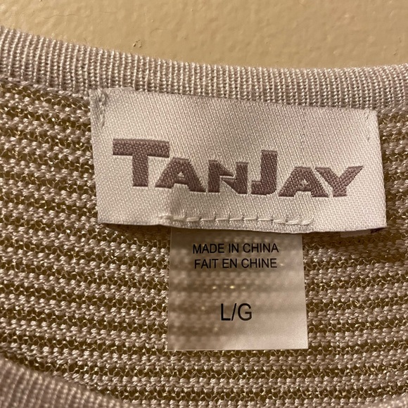 Large Sheer Tank - Picture 2 of 2